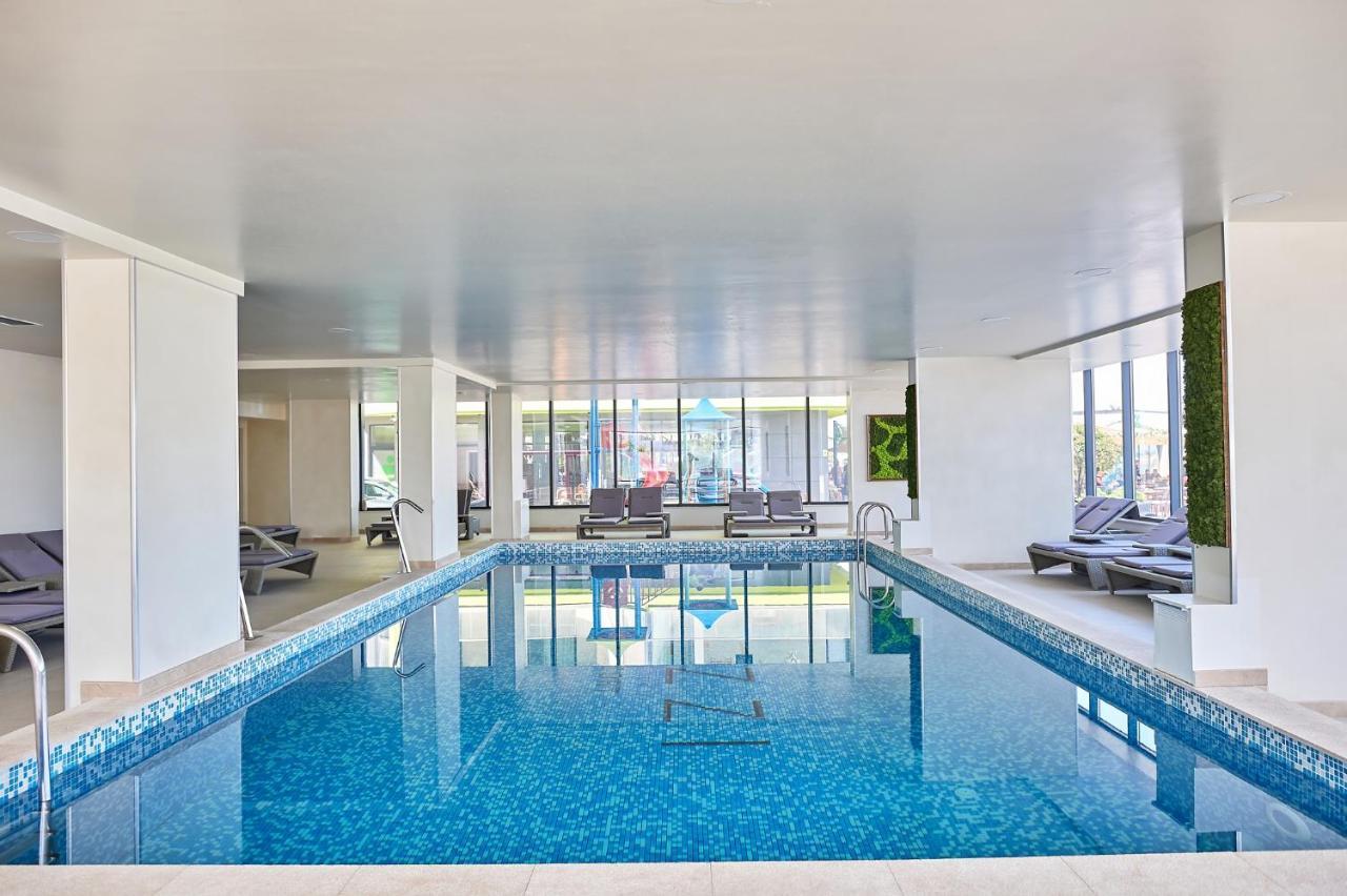 Fancy Apartment In Spa N Pool Beach Resort Mamaia Kültér fotó