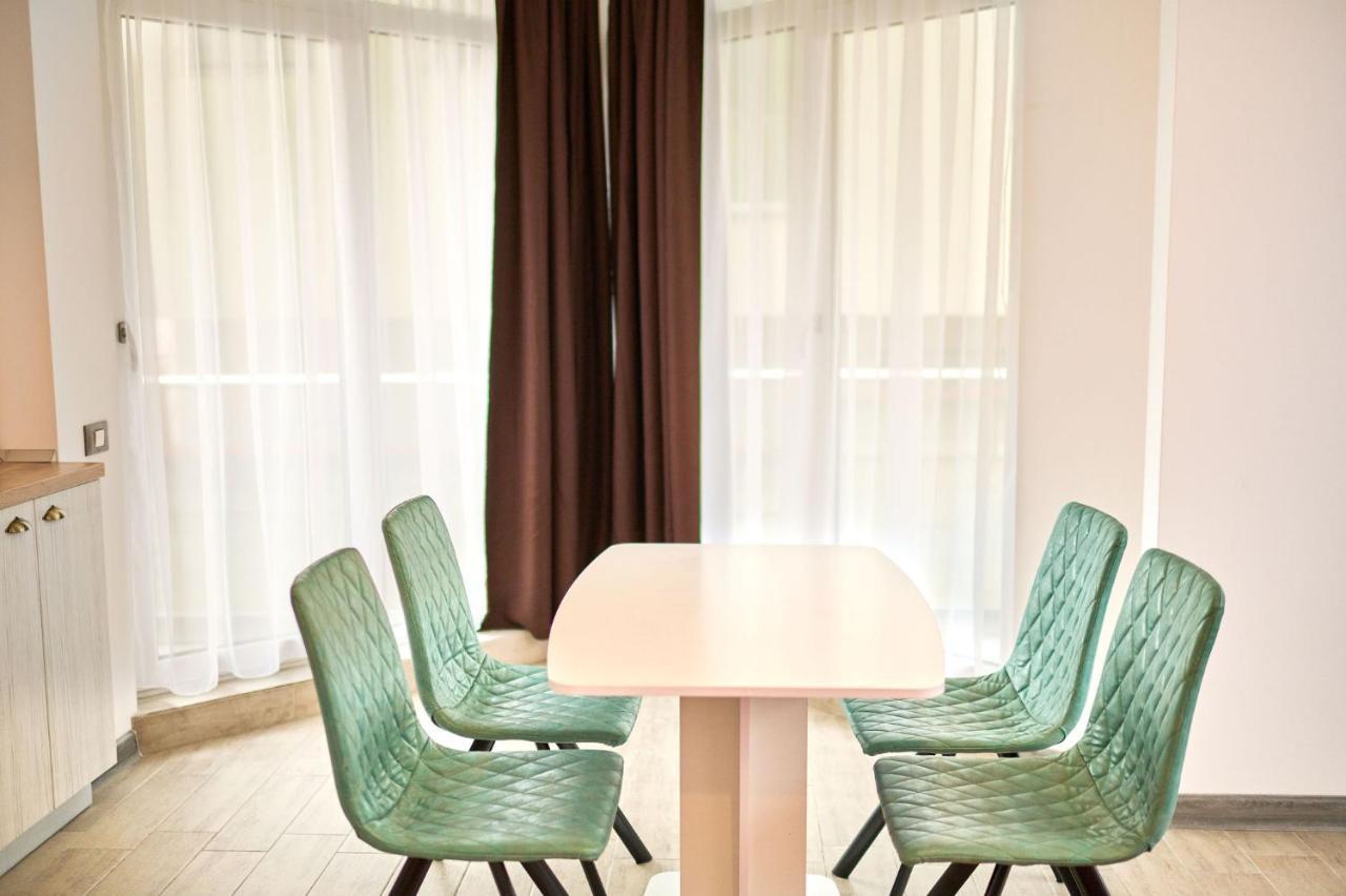 Fancy Apartment In Spa N Pool Beach Resort Mamaia Kültér fotó