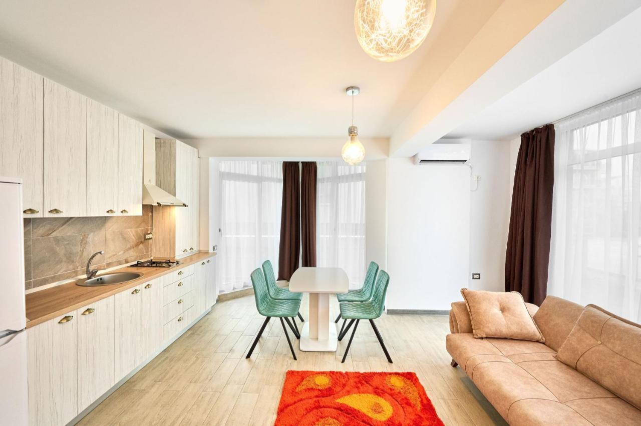 Fancy Apartment In Spa N Pool Beach Resort Mamaia Kültér fotó