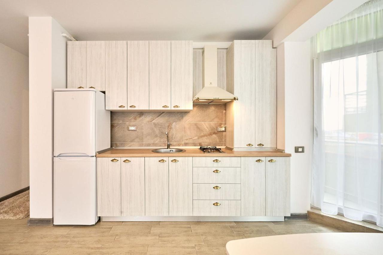 Fancy Apartment In Spa N Pool Beach Resort Mamaia Kültér fotó