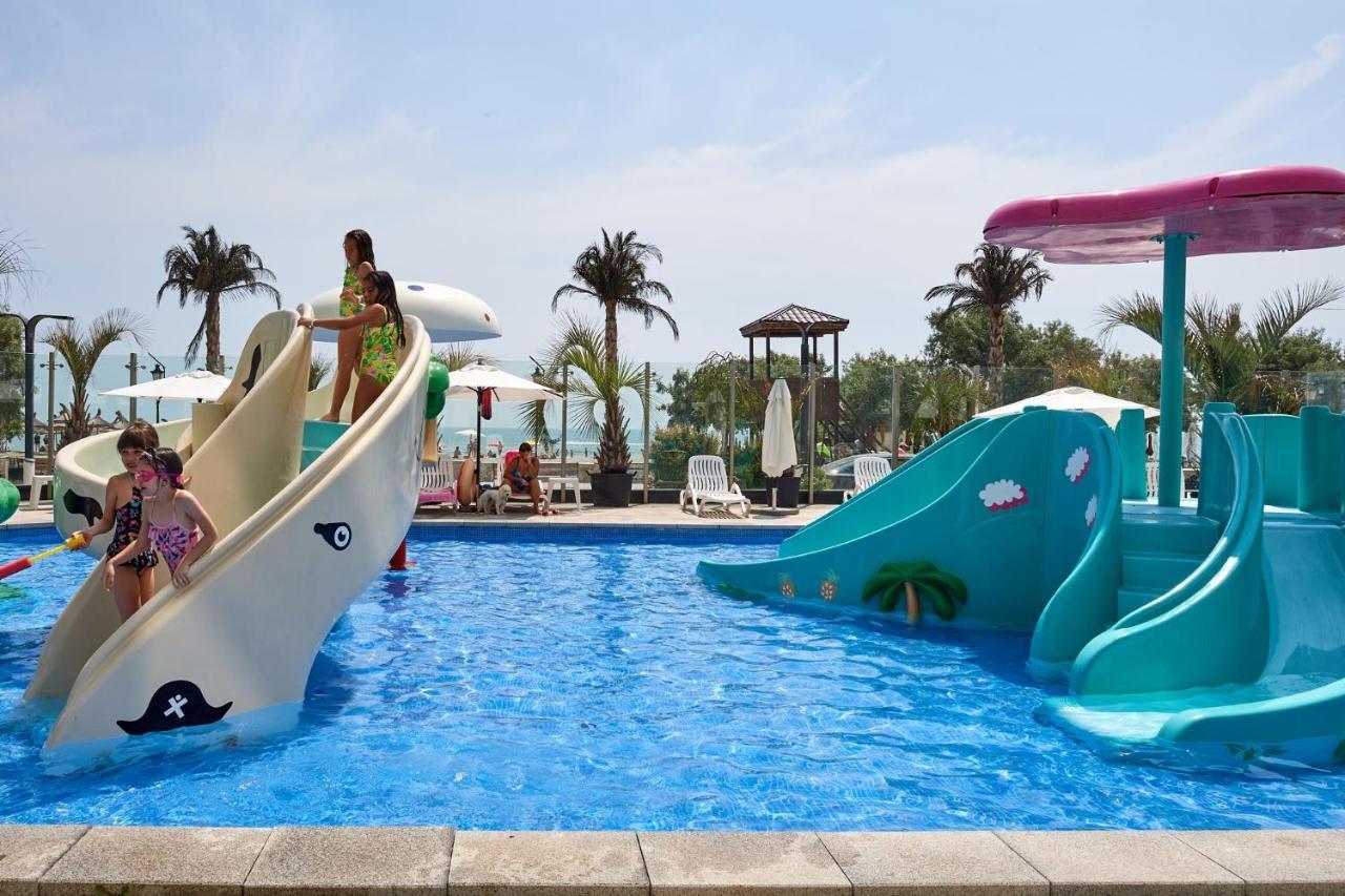 Fancy Apartment In Spa N Pool Beach Resort Mamaia Kültér fotó
